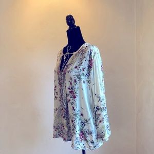 Lucky Brand Feminine Floral Blouse.